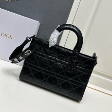 Christian Dior Shopping Bags